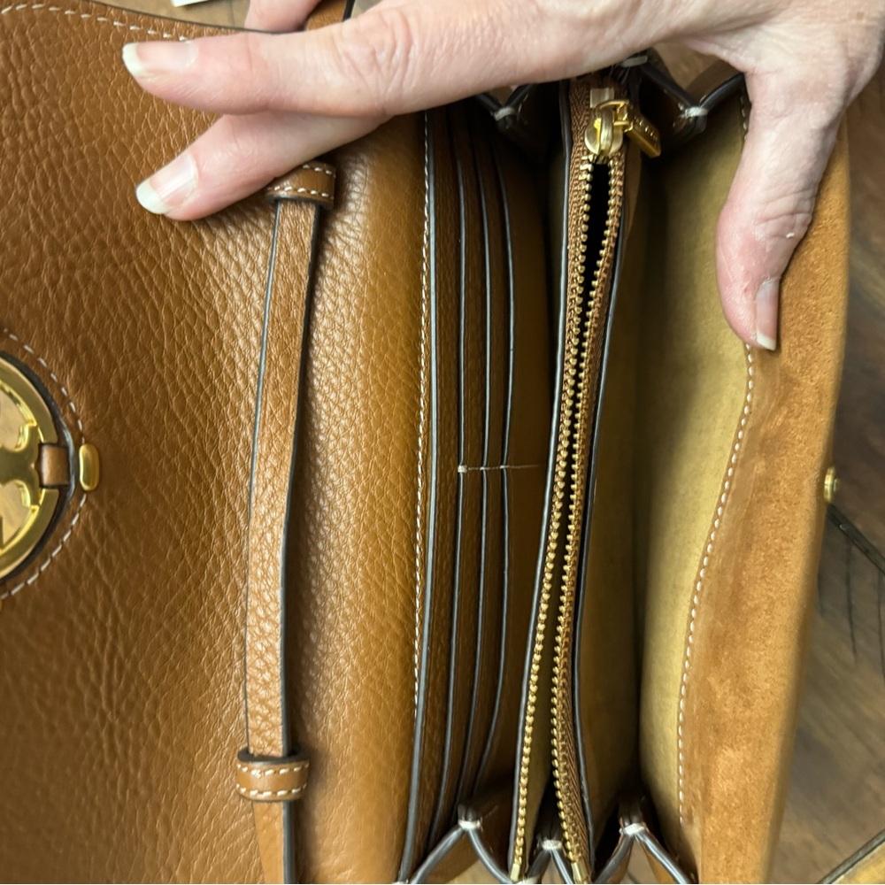 Tory Burch Tan Miller Wallet Crossbody Leather Bag retail $328 - Picture 6 of 9